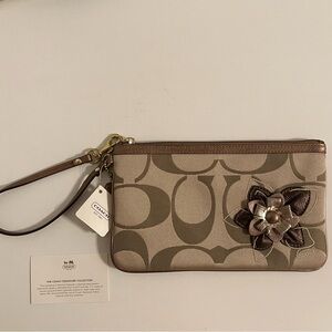 Coach Khaki Multi Signature Wristlet W/Flower